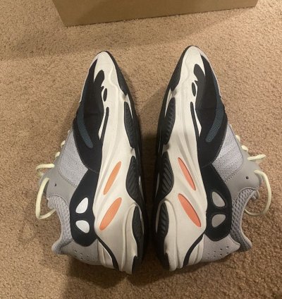 Yeezy Wave Runner 700