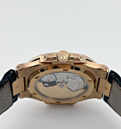 Patek Philippe Nautilus 5711r-001 Rose Gold Brown Dial
