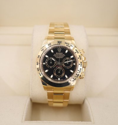 Rolex Daytona Cosmograph Daytona 40mm Yellow Gold Black Index Dial 116508