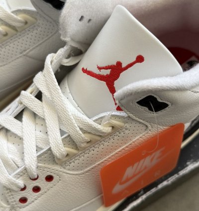 Air Jordan 3 Reimagined White Cement Sz 10 2023