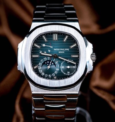 Patek Philippe Nautilus 5712 1a