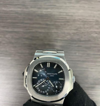 Patek Philippe Nautilus 5712 1a Nautilus