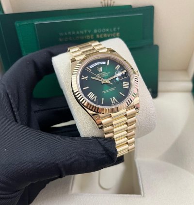 Rolex Day-date 40 40mm Ombre Green Roman Dial New Release 2024 228238