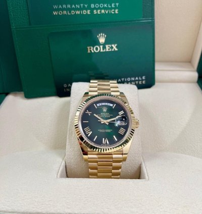 Rolex Day-date 40 40mm Ombre Green Roman Dial New Release 2024 228238