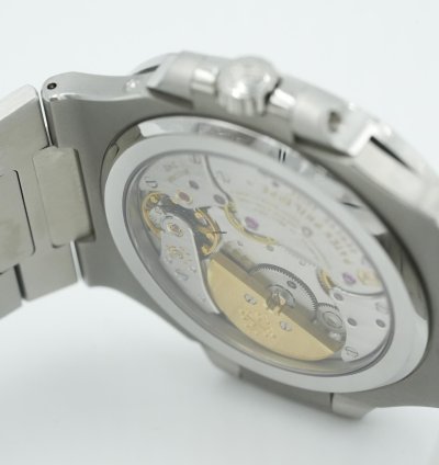 Patek Philippe Nautilus 5712 1a-001
