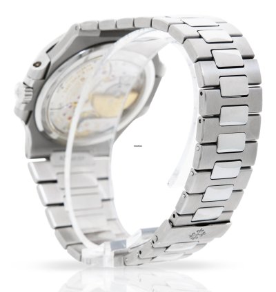 Patek Philippe Nautilus 5712 1a-001 - Box Papers - 24-month Warranty - 2016