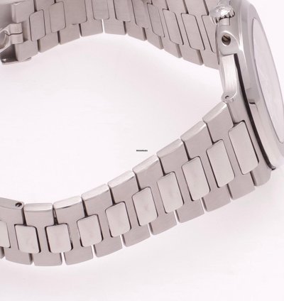 Patek Philippe Nautilus 5712 1a-001 2010