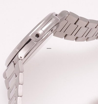 Patek Philippe Nautilus 5712 1a-001 2010