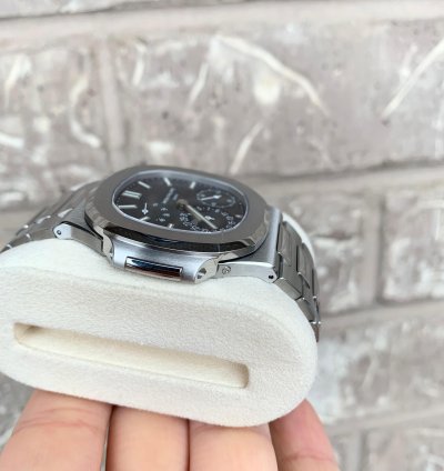 Patek Philippe Nautilus 5712 1a-001 Blue Dial Nautilus