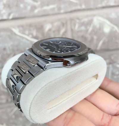 Patek Philippe Nautilus 5712 1a-001 Blue Dial Nautilus