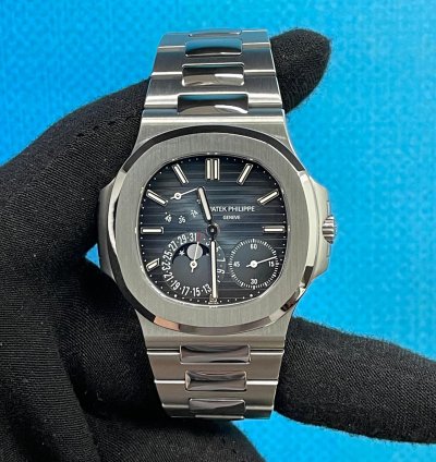 Patek Philippe Nautilus 5712 1a-001 Blue Dial Nautilus