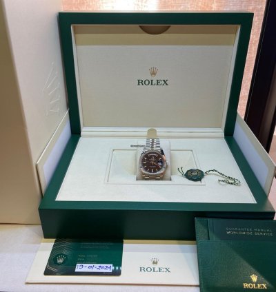Rolex Day-date 40 40mm Platinum President Black Baguette Diamond Dial