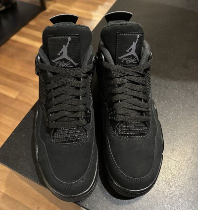 Air Jordan 4 Black Cat