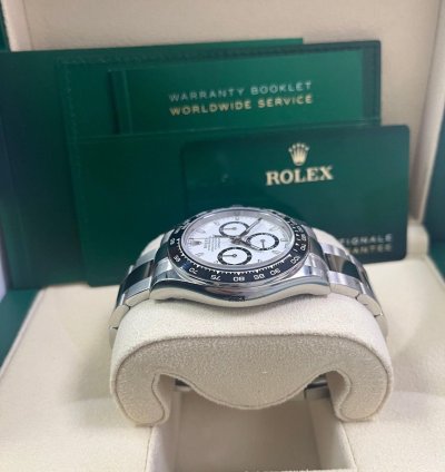 Rolex Daytona Cosmograph Daytona Black Cerachrom Bezel - White Index Dial Oyster Bracelet 126500ln Panda