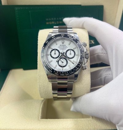 Rolex Daytona Cosmograph Daytona Black Cerachrom Bezel - White Index Dial Oyster Bracelet 126500ln Panda