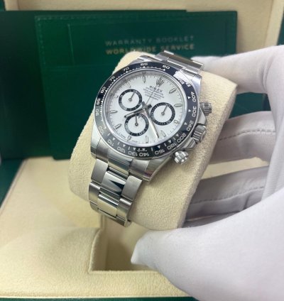 Rolex Daytona Cosmograph Daytona Black Cerachrom Bezel - White Index Dial Oyster Bracelet 126500ln Panda