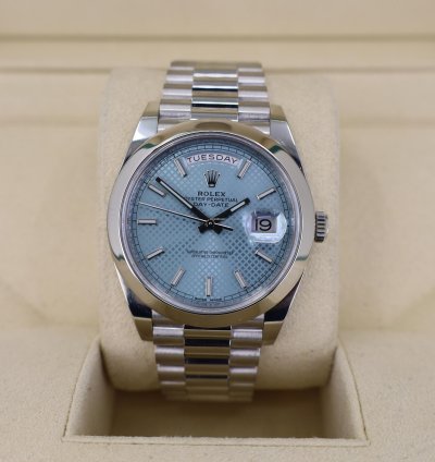 Rolex Day-date 40 40mm Platinum Smooth Bezel Blue Diagonal Motif Dial Presidential Band 228206
