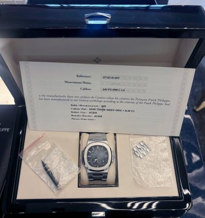 Patek Philippe Nautilus 5712 1a-001 Moon Phases Stainless Steel Blue Dial 2017