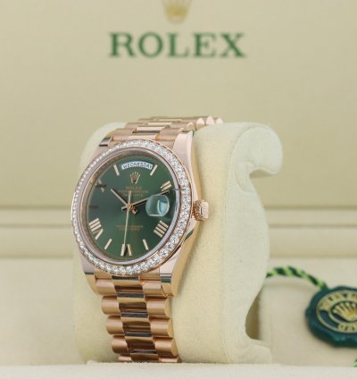 Rolex Day-date 40 40mm President 18k Rose Gold Diamond Anniversary Olive Green Roman Rare 228345rbr
