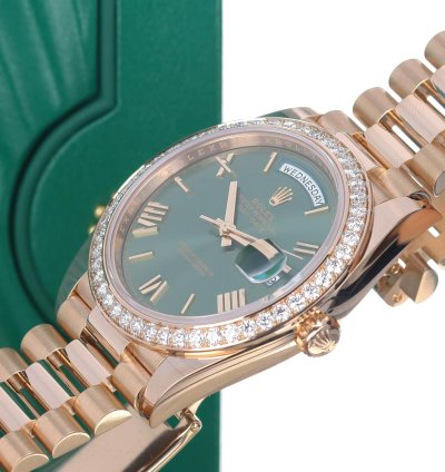 Rolex Day-date 40 40mm President 18k Rose Gold Diamond Anniversary Olive Green Roman Rare 228345rbr