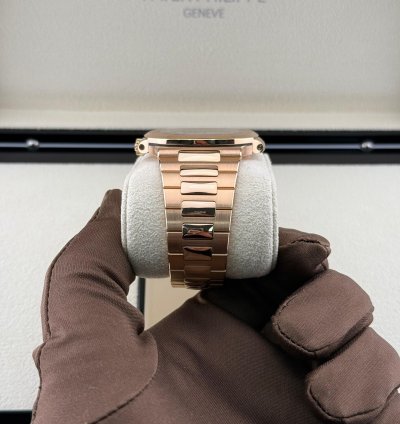 Patek Philippe Nautilus 5712 1r-001