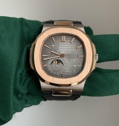 Patek Philippe Nautilus 5712 Black Slate Dial Rose And White Gold 18kt Full Set 2013