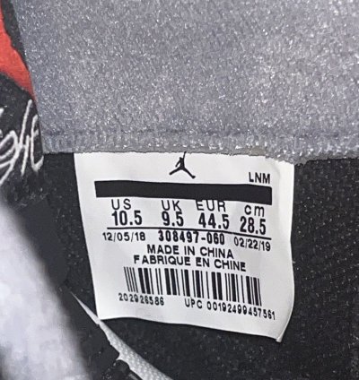 Air Jordan 4 Bred 2019