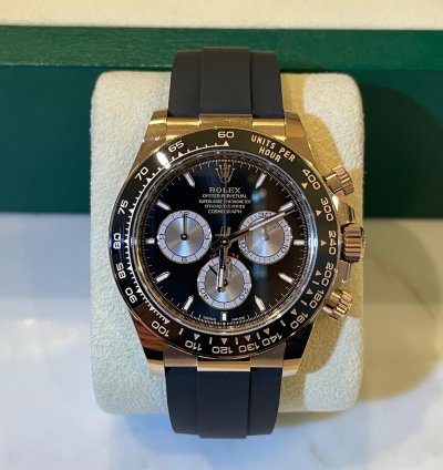 Rolex Daytona Cosmograph Daytona Black Dial Rose Gold Oysterflex 2024