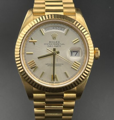 Rolex Day-date 40 40mm Silver Roman Dial