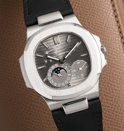 Patek Philippe Nautilus 5712g