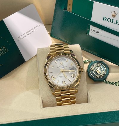 Rolex Day-date 40 40mm Silver Roman Dial Yellow Gold Presidential Ref 228238