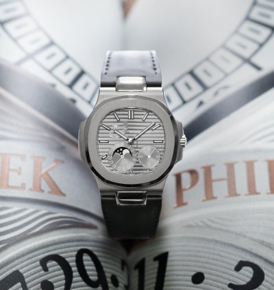 Patek Philippe Nautilus 5712g 2024 Full Set