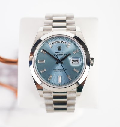 Rolex Day-date 40 40mm Smooth Bezel Platinum Ice Blue Baguette Diamond Dial Presidential Band