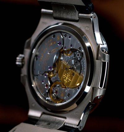Patek Philippe Nautilus 5712g-001