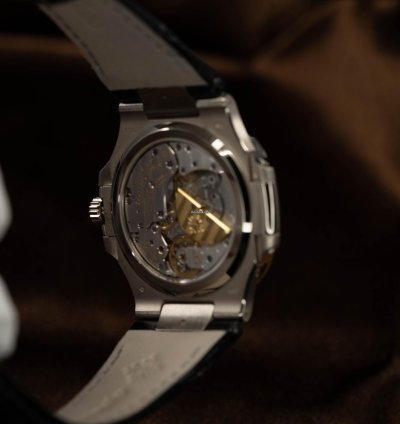 Patek Philippe Nautilus 5712g-001
