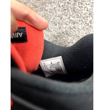 Air Jordan 4 Red Thunder Shoes