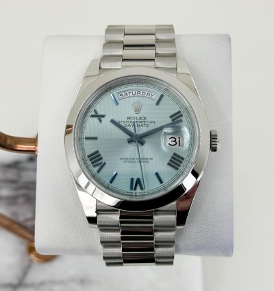 Rolex Day-date 40 40mm Smooth Bezel Platinum Ice Blue Roman Dial Presidential Band 228206