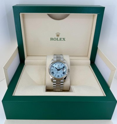 Rolex Day-date 40 40mm Smooth Bezel Platinum Ice Blue Roman Dial Presidential Band 228206
