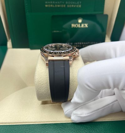 Rolex Daytona Cosmograph Daytona Black Sundust Index Dial Oysterflex Strap 126515ln
