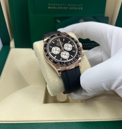 Rolex Daytona Cosmograph Daytona Black Sundust Index Dial Oysterflex Strap 126515ln