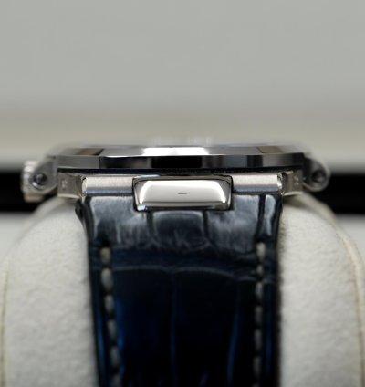 Patek Philippe Nautilus 5712g-001 Full Set 2015