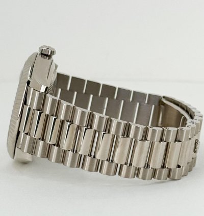 Rolex Day-date 40 40mm White Gold Fluted Bezel Meteorite Baguette Diamond Dial Presidential Band