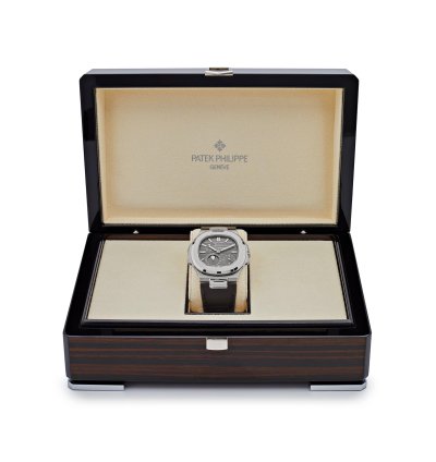 Patek Philippe Nautilus 5712g-001 Moon Phases