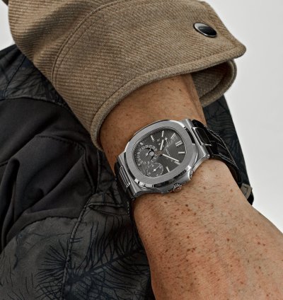 Patek Philippe Nautilus 5712g-001 Moon Phases 2018