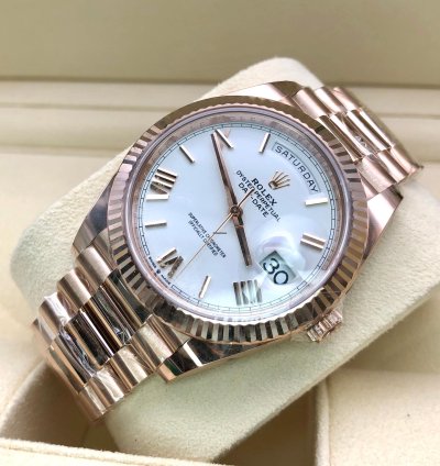 Rolex Day-date 40 40mm White Roman