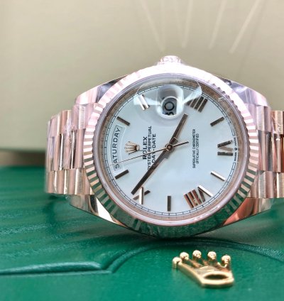 Rolex Day-date 40 40mm White Roman