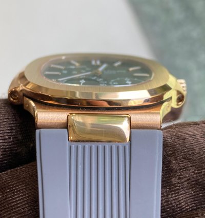 Patek Philippe Nautilus 5712r