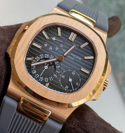 Patek Philippe Nautilus 5712r
