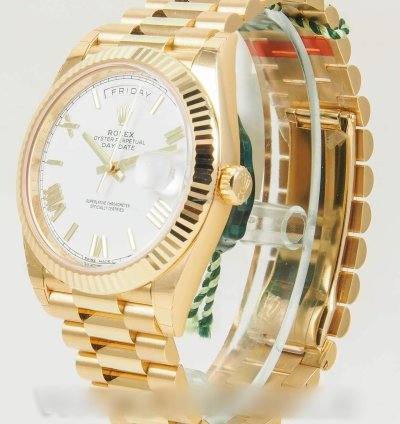 Rolex Day-date 40 40mm White Roman Dial 18k Yellow Gold President