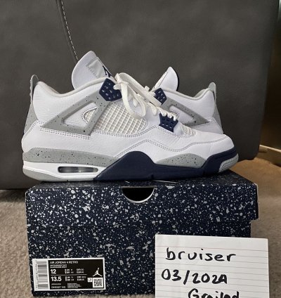 Air Jordan 4 Retro Midnight Navy